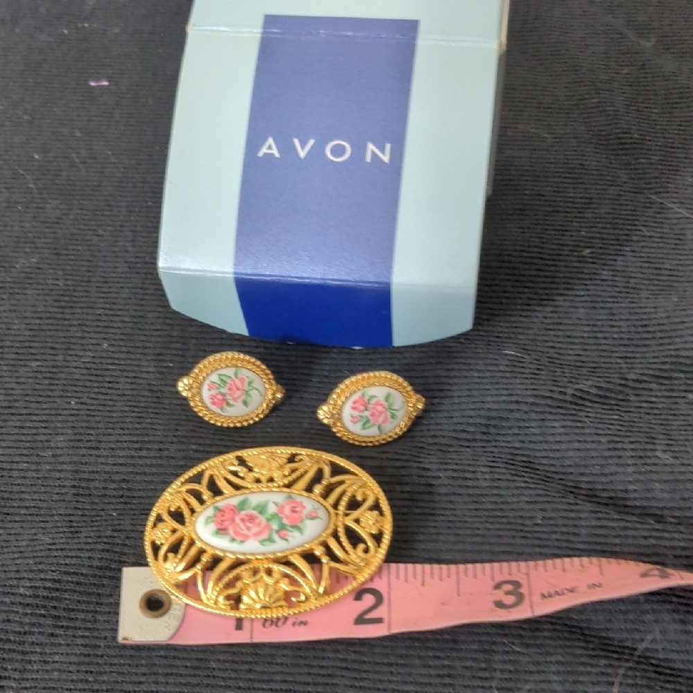 Avon Gold and Pink Floral Jewelry Set - Picture 1 of 5